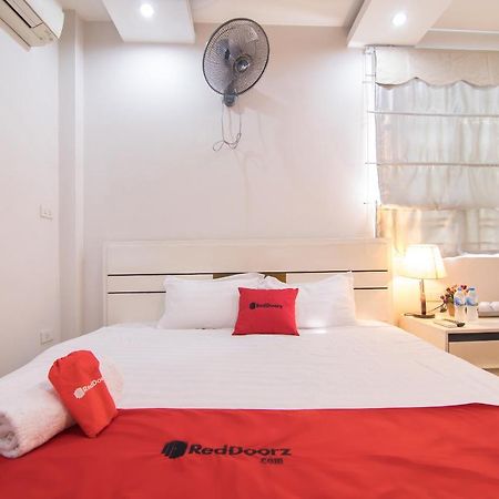 ホテル Reddoorz Yen Phu Street ハノイ市 エクステリア 写真