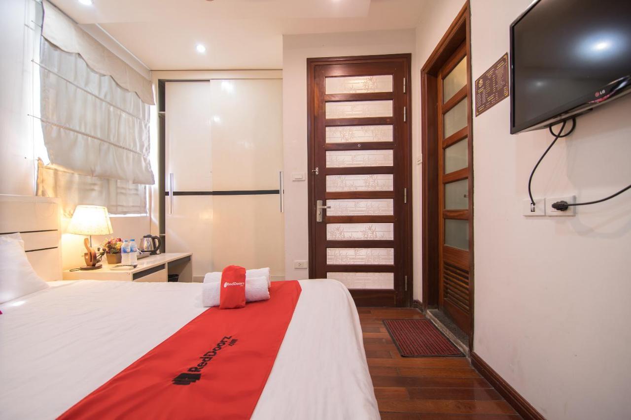 ホテル Reddoorz Yen Phu Street ハノイ市 エクステリア 写真